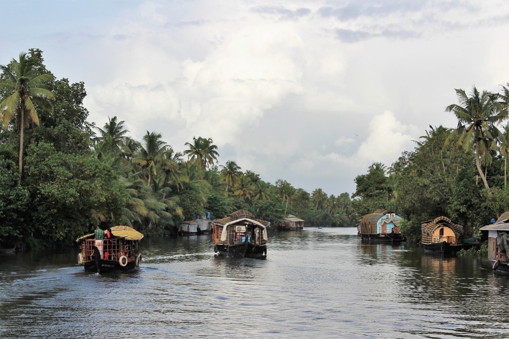 houseboats-backwaters samaisonzen